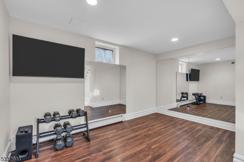 Upper Washington Avenue - Residential