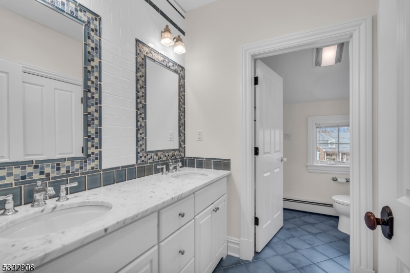 Upper Washington Avenue - Residential