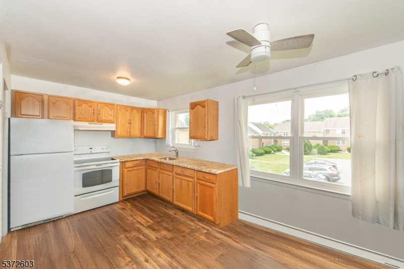 Mountainview Manor - Residential