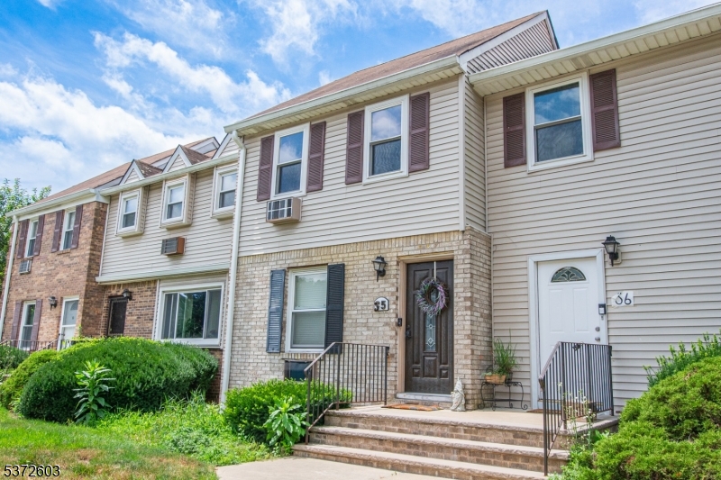 Mountainview Manor - Residential