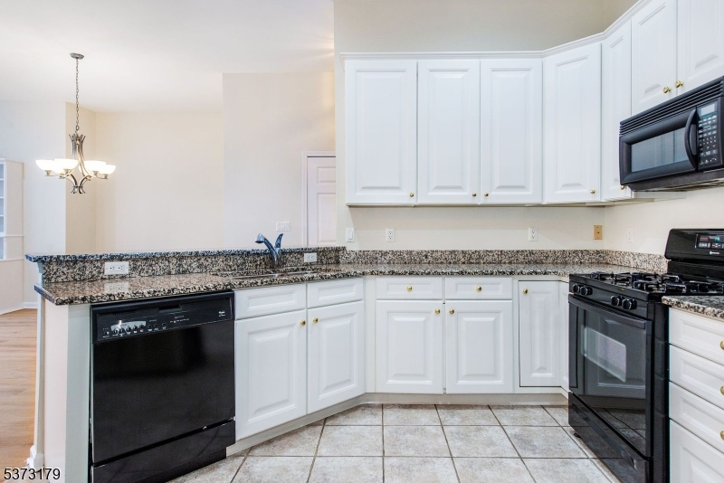 Four Seasons - Residential