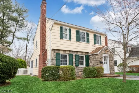 227 Walthery Ave, Ridgewood Village, NJ 07450 - MLS#: 3952745