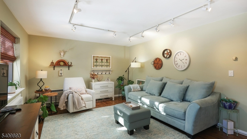 Wychwood Gardens - Residential