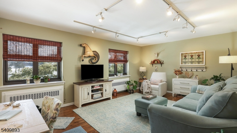 Wychwood Gardens - Residential