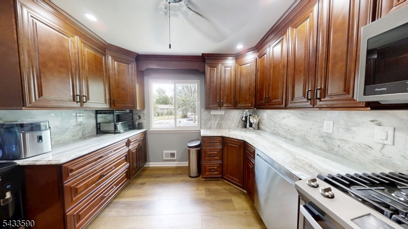 Brookview Heights - Residential