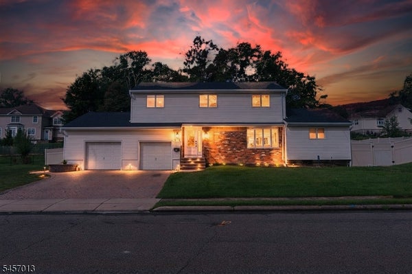 10 EVELYN TER, WAYNE, NJ 07470 - Image 6a322e97d061d6ac7d1a1d35b4e2a092/513124975
