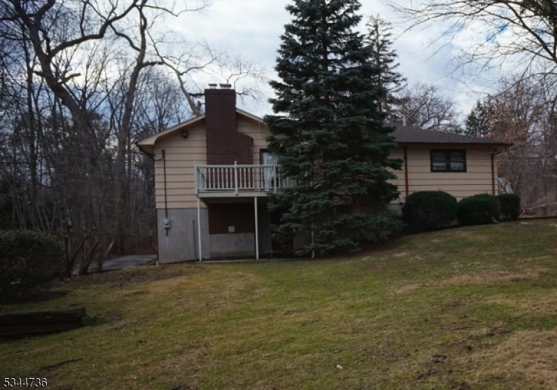 Llewelyn Park - Residential Lease