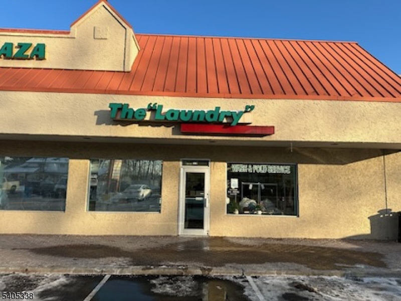 Green Hill Shopping - Commercial Sale