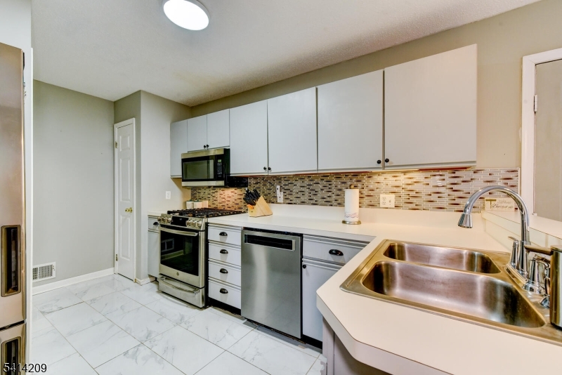 Crystal Springs - The Bluff - Residential