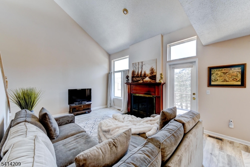 Crystal Springs - The Bluff - Residential