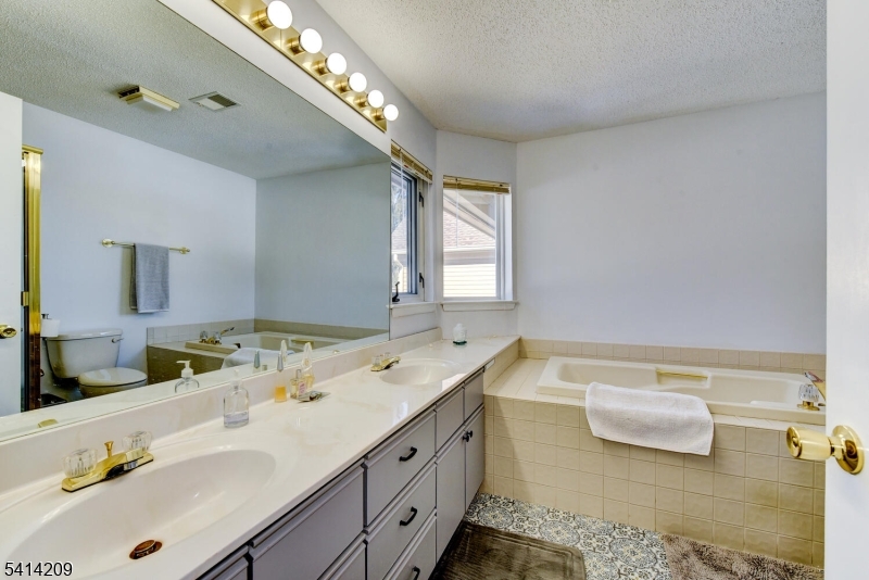 Crystal Springs - The Bluff - Residential