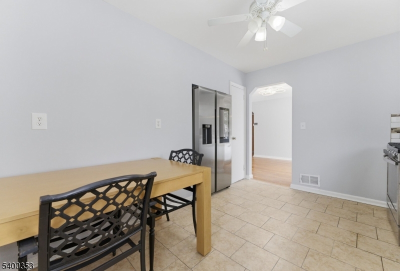 SUNNYSIDE - Residential