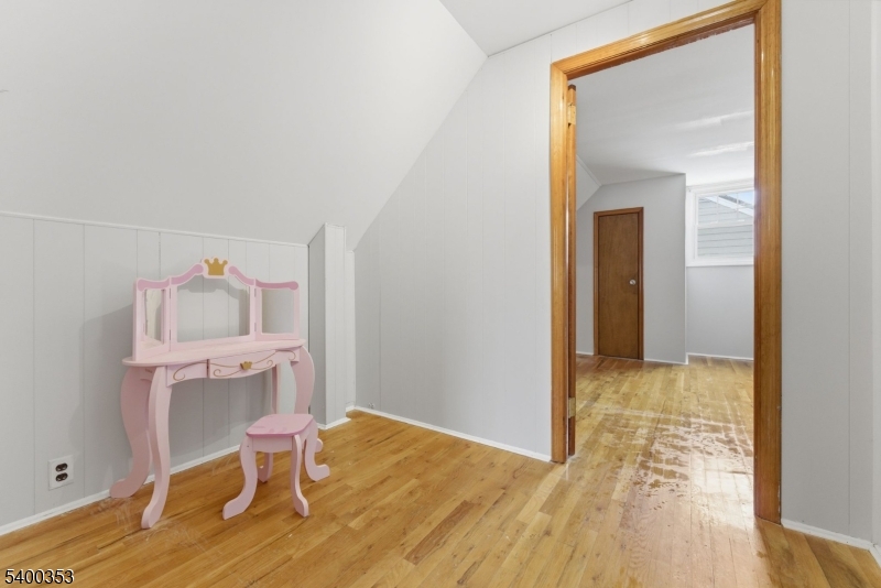 SUNNYSIDE - Residential