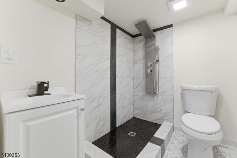 SUNNYSIDE - Residential