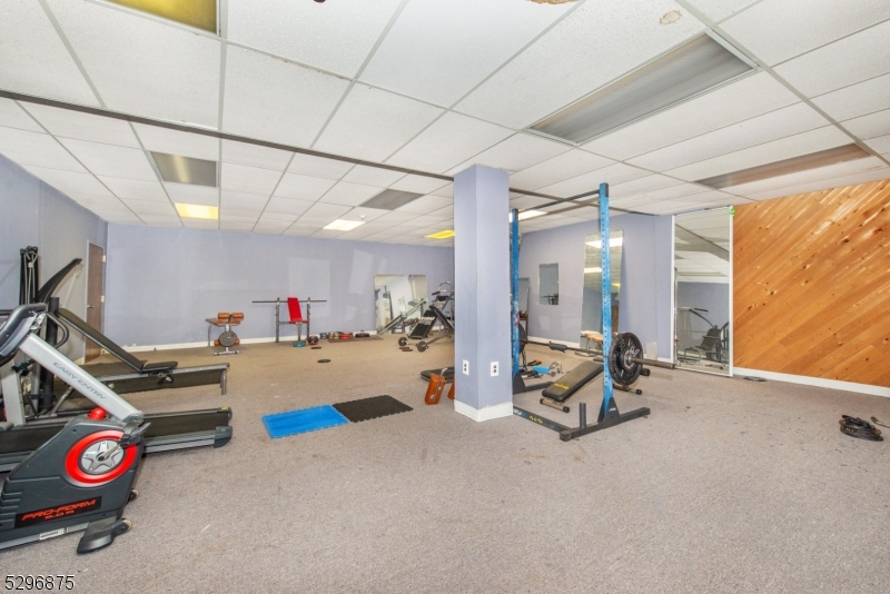 Renaissance Manor - Residential