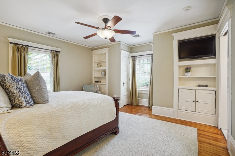 Hill Section - Residential