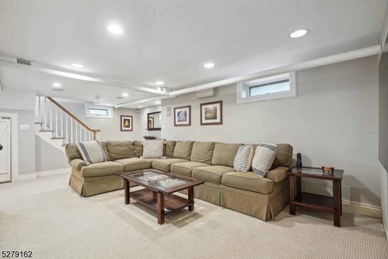 Hill Section - Residential