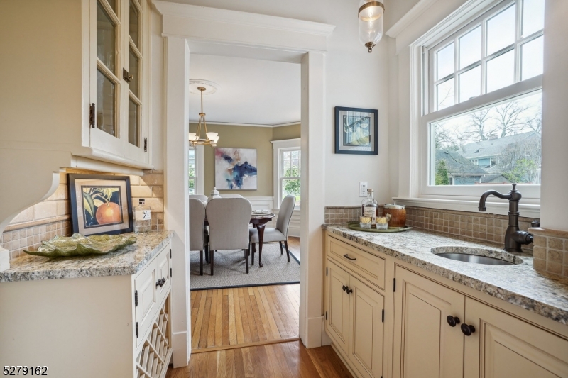 Hill Section - Residential