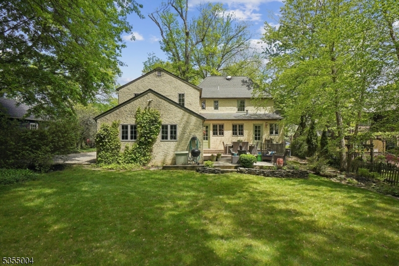 Knollwood - Residential