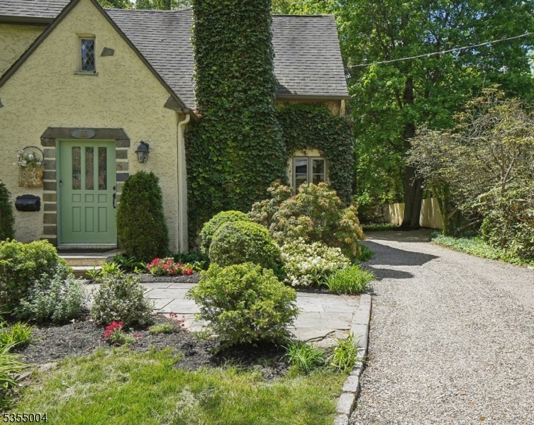 Knollwood - Residential