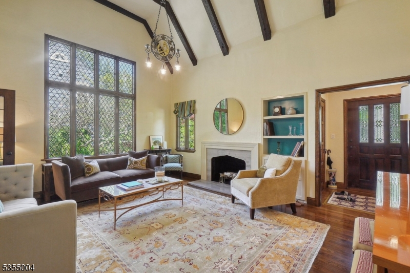 Knollwood - Residential