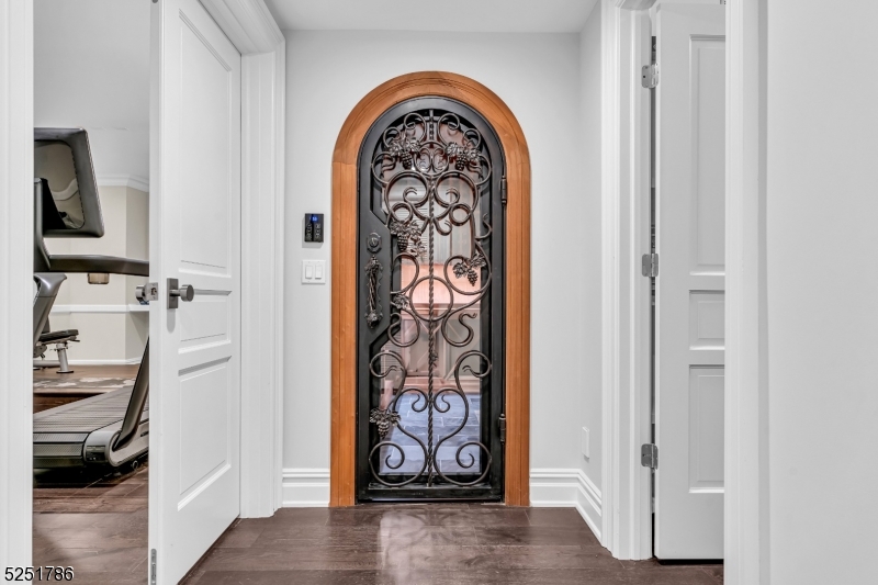 Rolling Hill - Residential