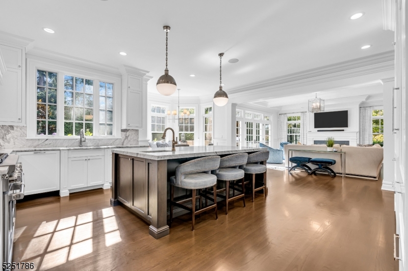 Rolling Hill - Residential