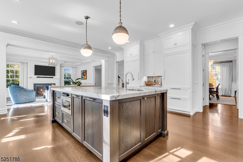 Rolling Hill - Residential