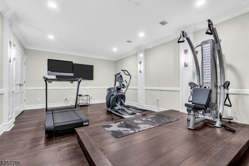 Rolling Hill - Residential