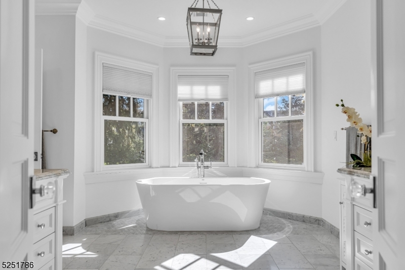 Rolling Hill - Residential