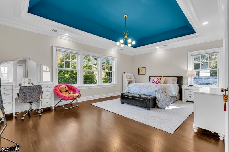 Rolling Hill - Residential