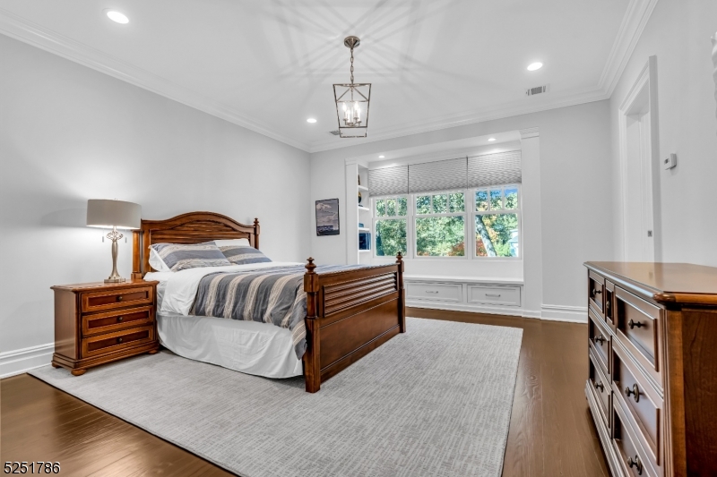 Rolling Hill - Residential