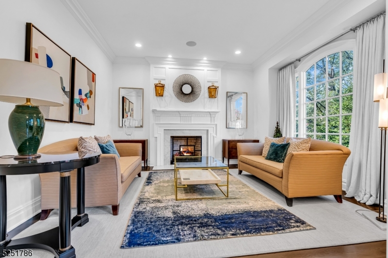 Rolling Hill - Residential