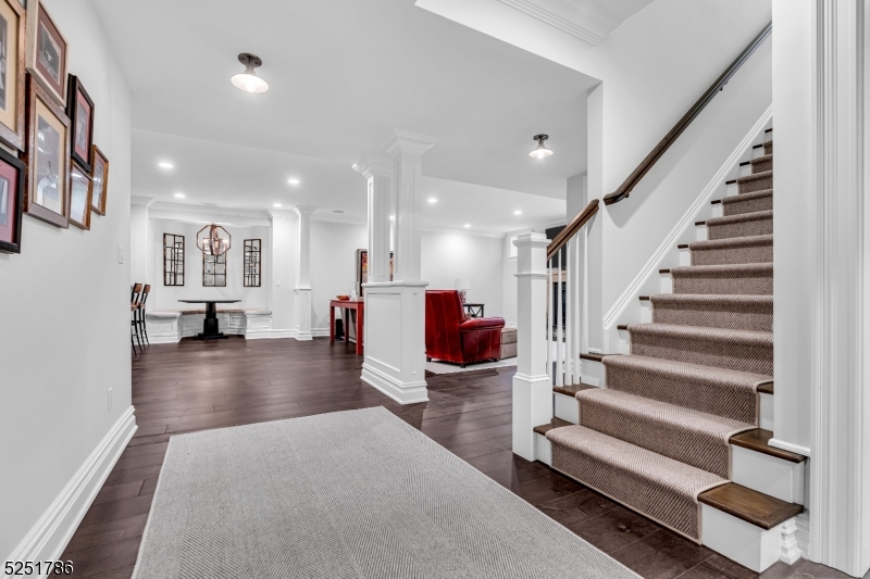 Rolling Hill - Residential