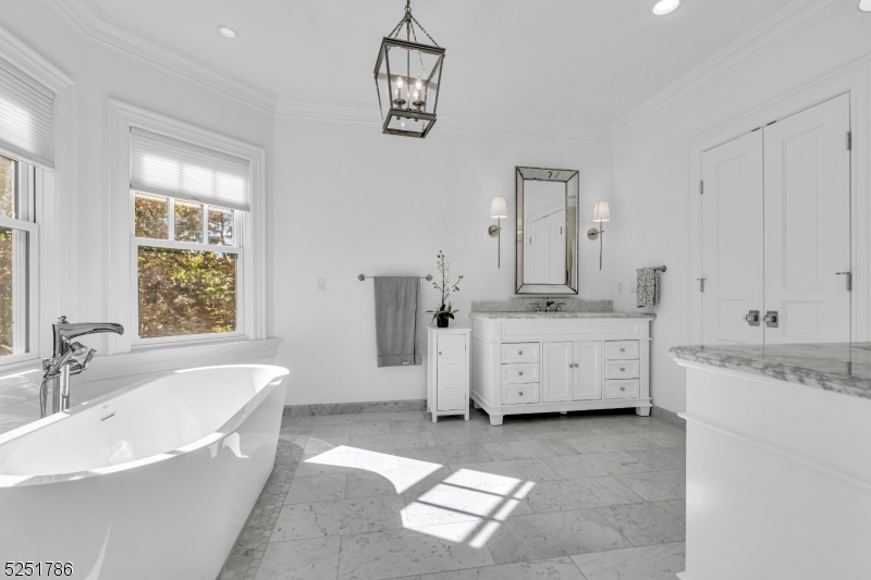 Rolling Hill - Residential