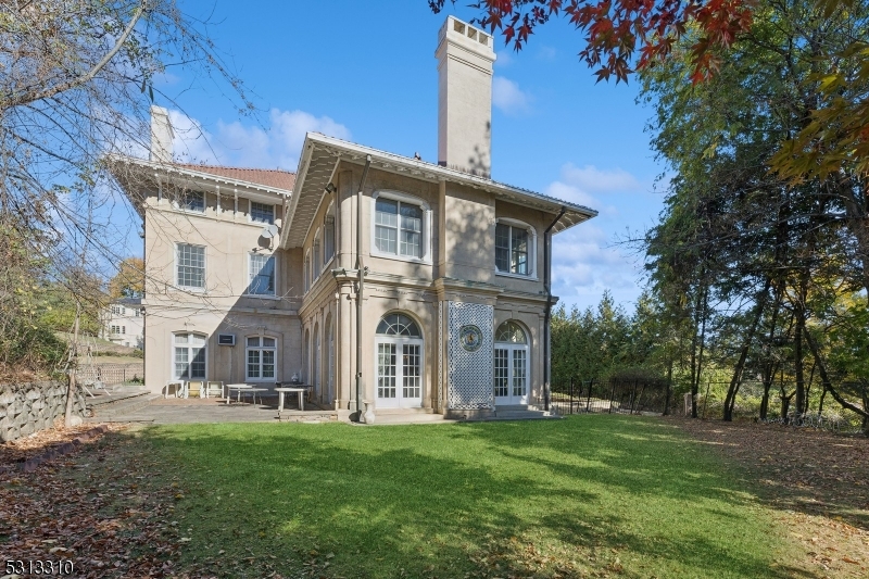 Estate - Residential