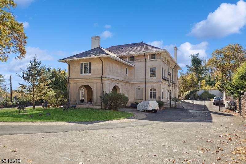 Estate - Residential