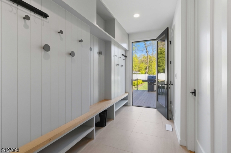 Rolling Hill - Residential