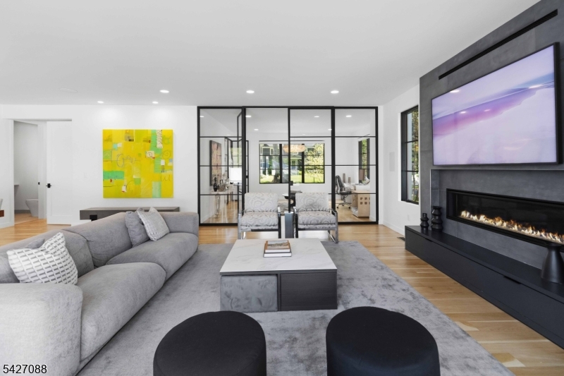 Rolling Hill - Residential