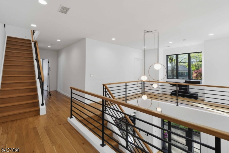 Rolling Hill - Residential