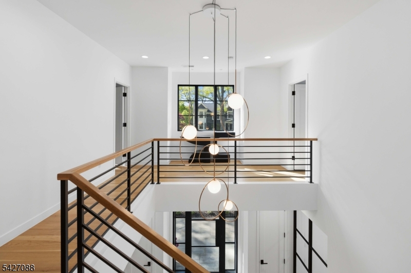 Rolling Hill - Residential