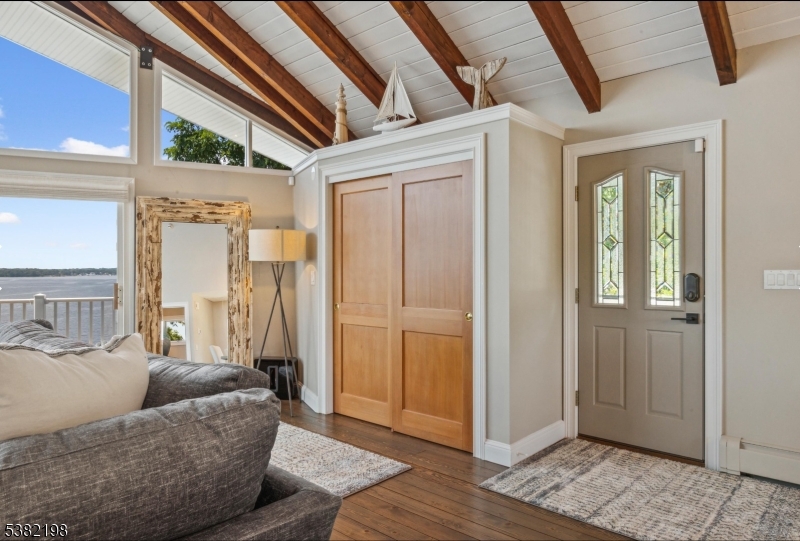 Toms River Township, New Jersey 08753, United States, 3 Bedrooms Bedrooms, ,3 BathroomsBathrooms,Residential,Active,201809