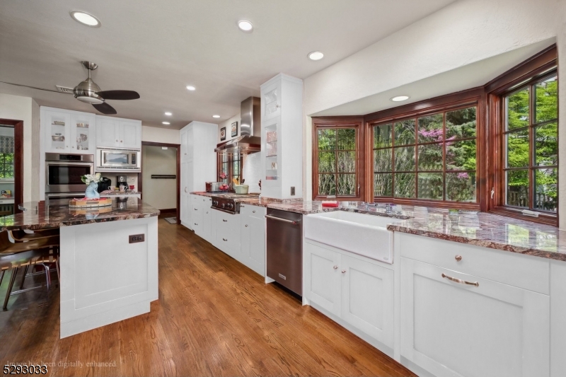 OLD SHORT HILLS - Residential