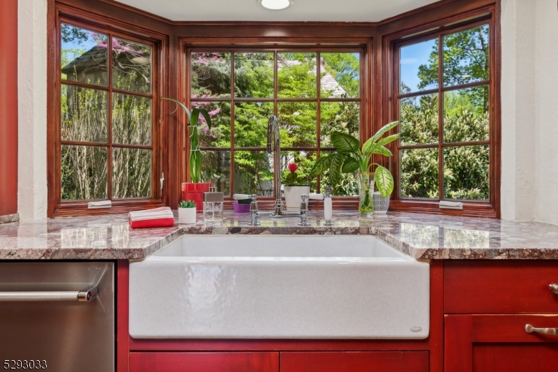 OLD SHORT HILLS - Residential