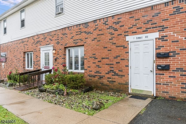 104 RIDGEDALE AVE, CEDAR KNOLLS, NJ 07927 - Image 6b45c9cfcf71c83d0a4a3b4cf6f90278/367602145