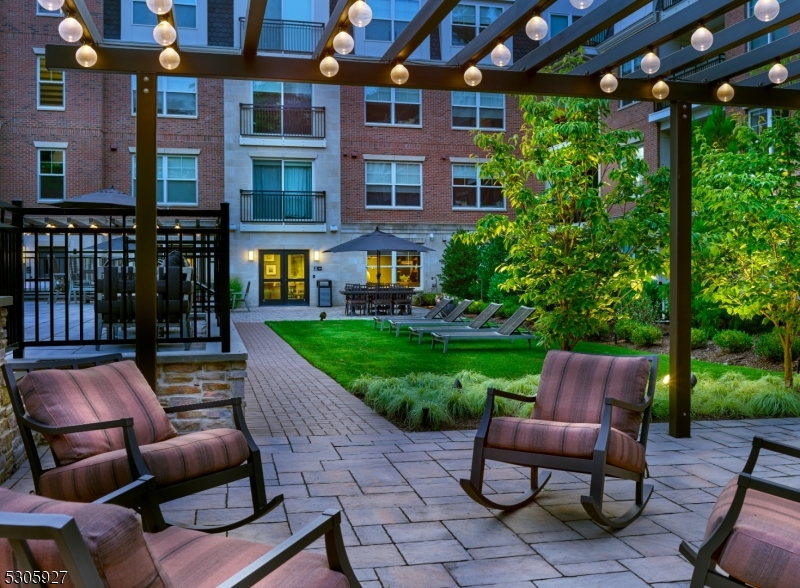 Court House - Residential Lease