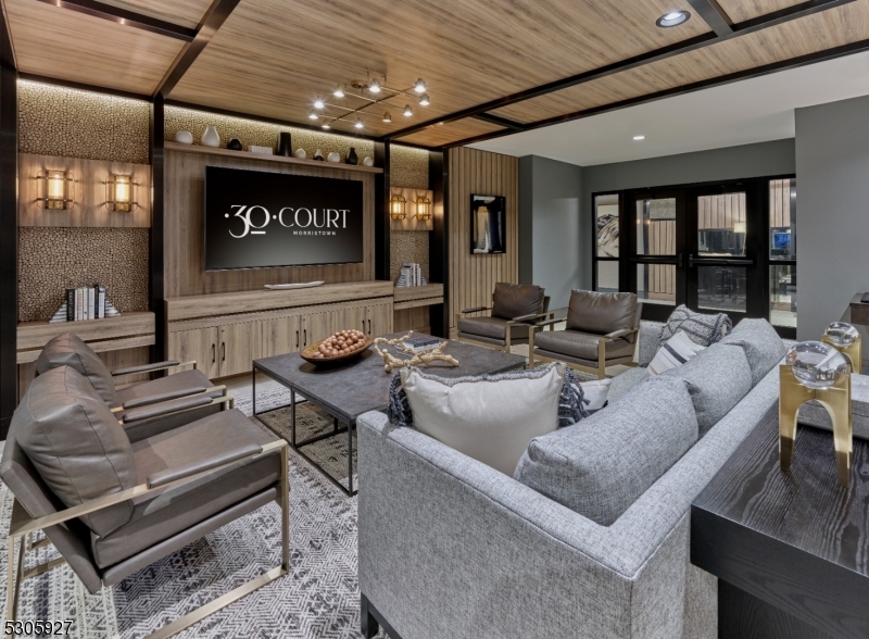 Court House - Residential Lease