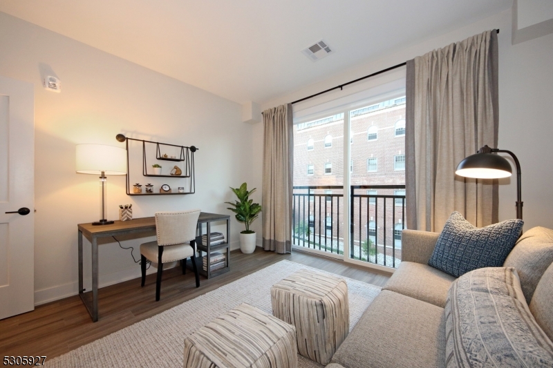 Court House - Residential Lease