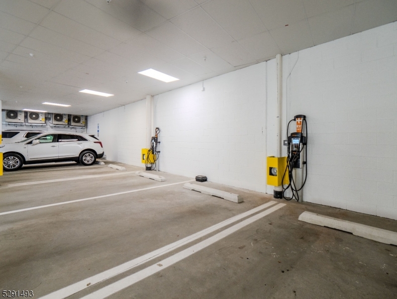 MAX at Morrris - Residential Lease