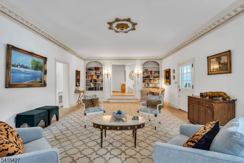 SLEEPY HOLLOW - Residential